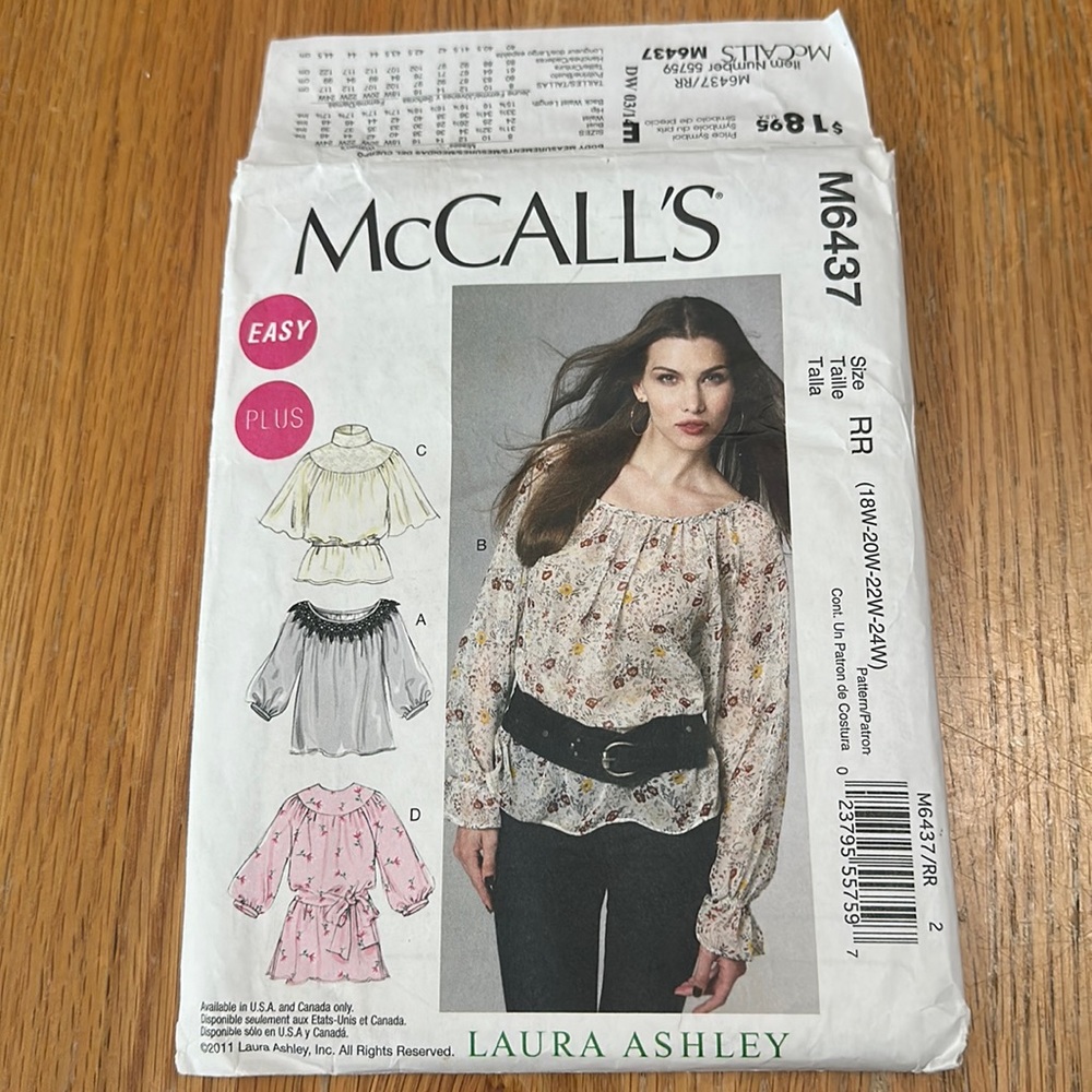Uncut sewing pattern McCalls M6437 misses/ women’s tops and belt